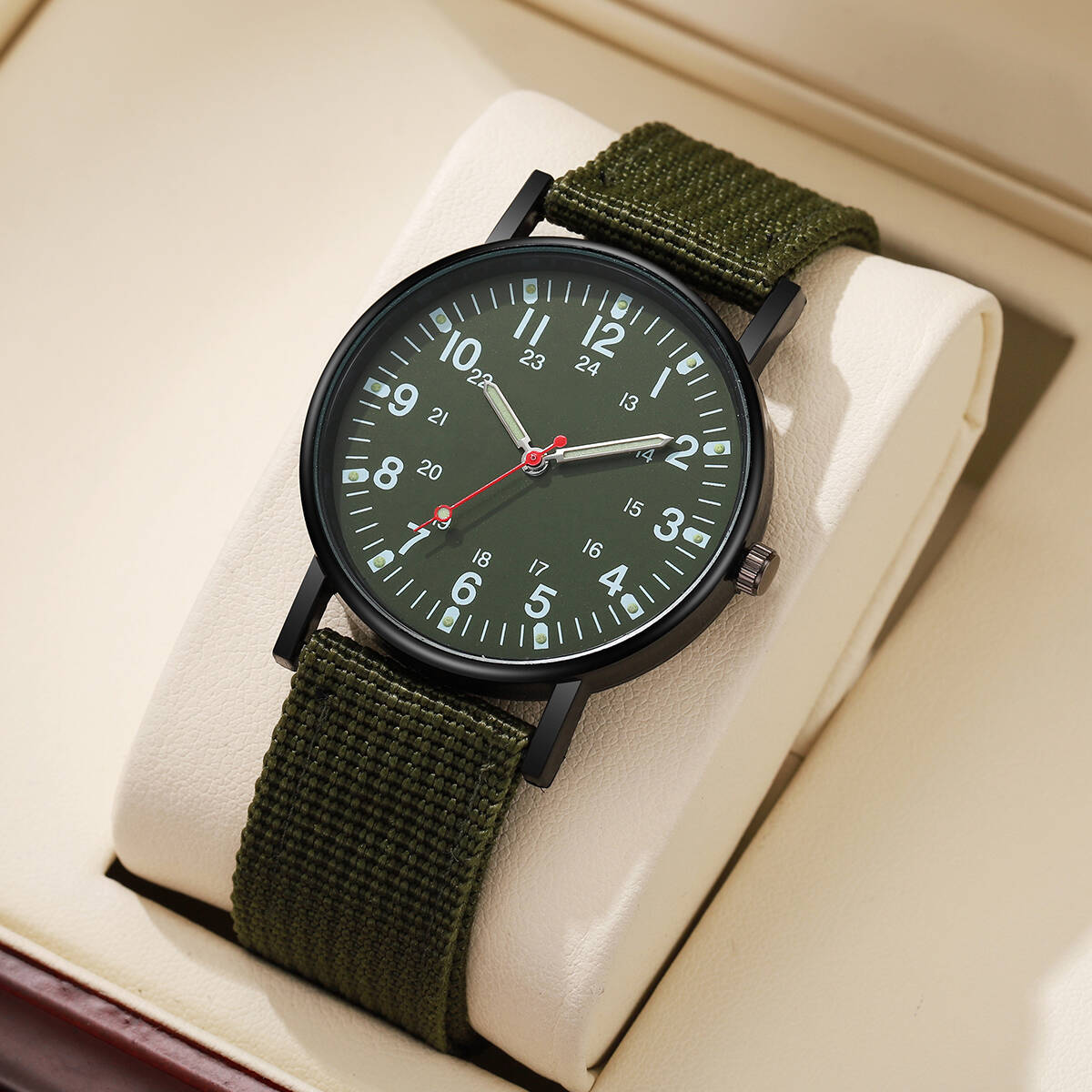 Solar Powered Watch - Erkekler Saatler Günlük Naylon Bant Spor