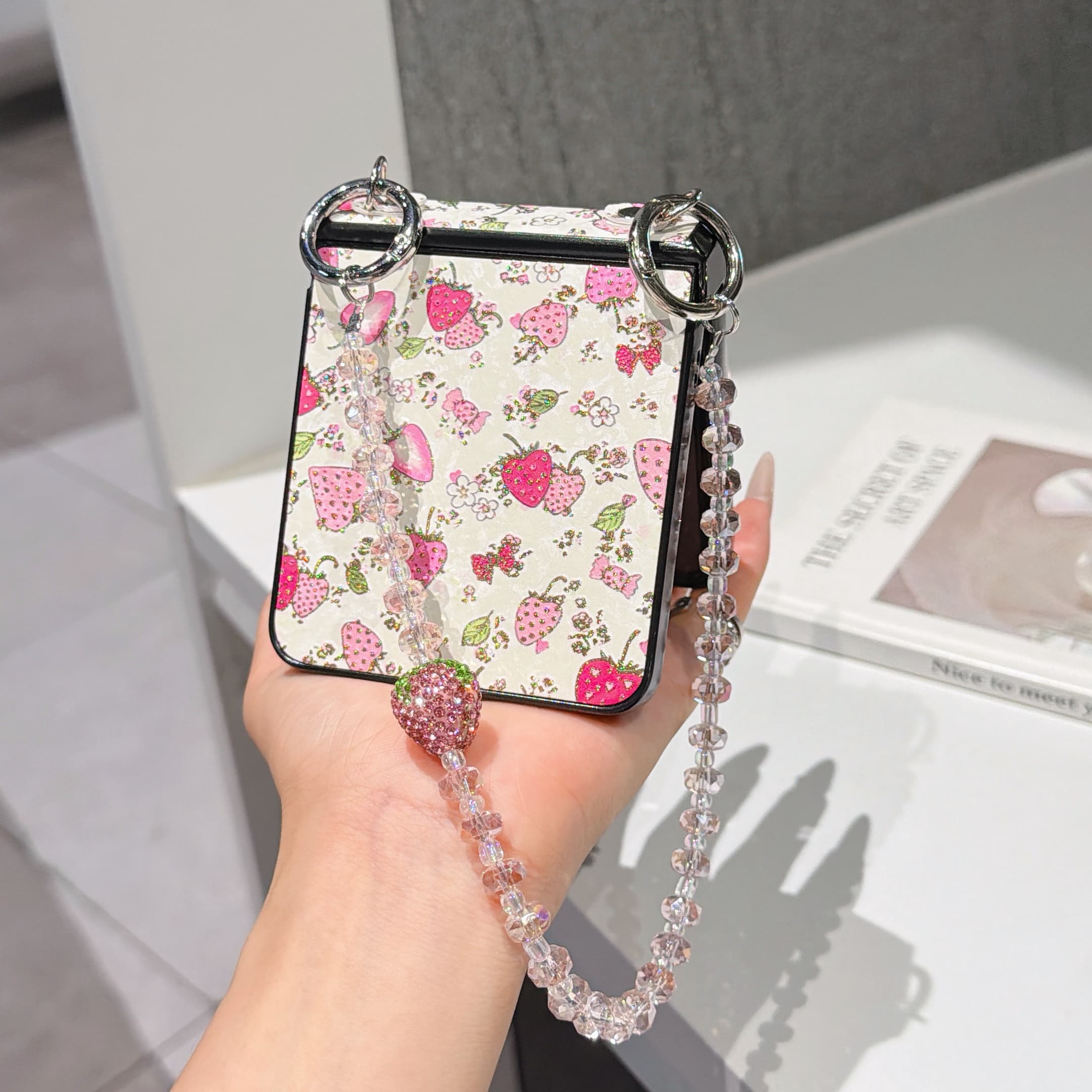 Samsung Galaxy Z Flip 7 FE 6 5 - Samsung Galaxy Strap incelemesi ve fiyatı